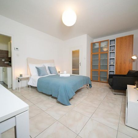 Apartment Blue - Zentral Und Gut Angebunden Ντίσελντορφ Εξωτερικό φωτογραφία